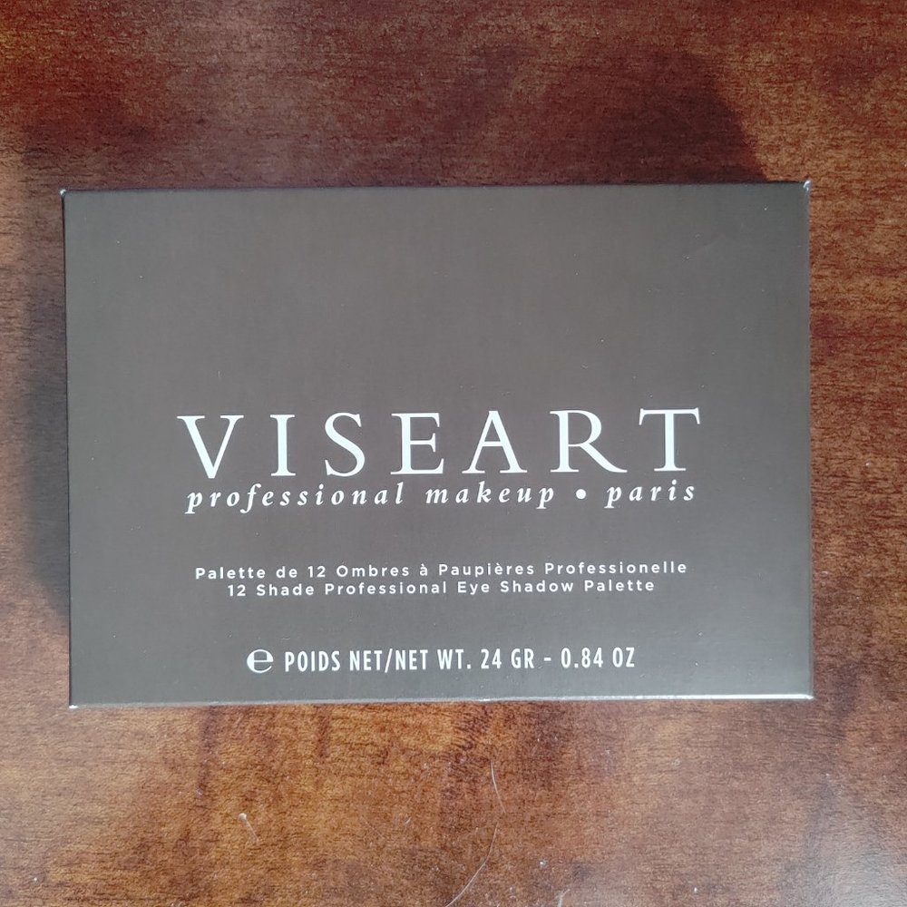 VISEART 14 Neutral Mattes: Milieu SlimPro Eyeshadow Palette - Picture 3 of 5